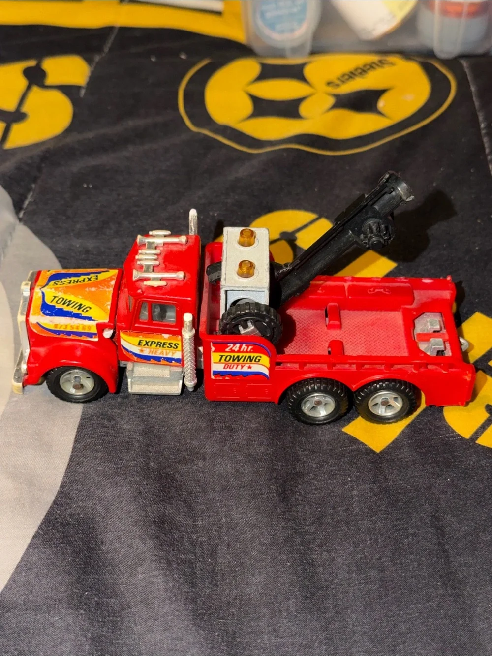 Majorette Kenworth Tow Truck Vehicle Toy Collectible Classic As Is Used Vintage.